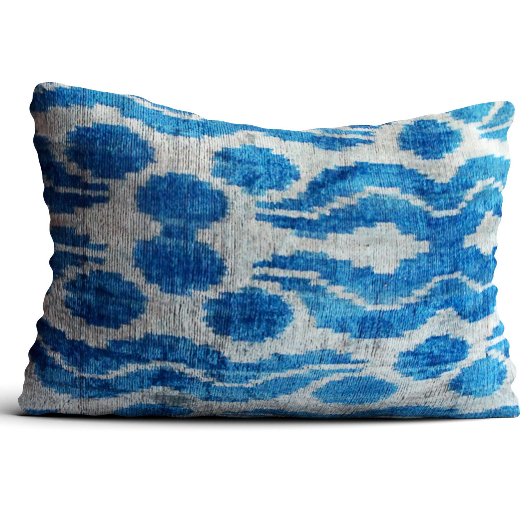 5741-silk-velvet-pillow