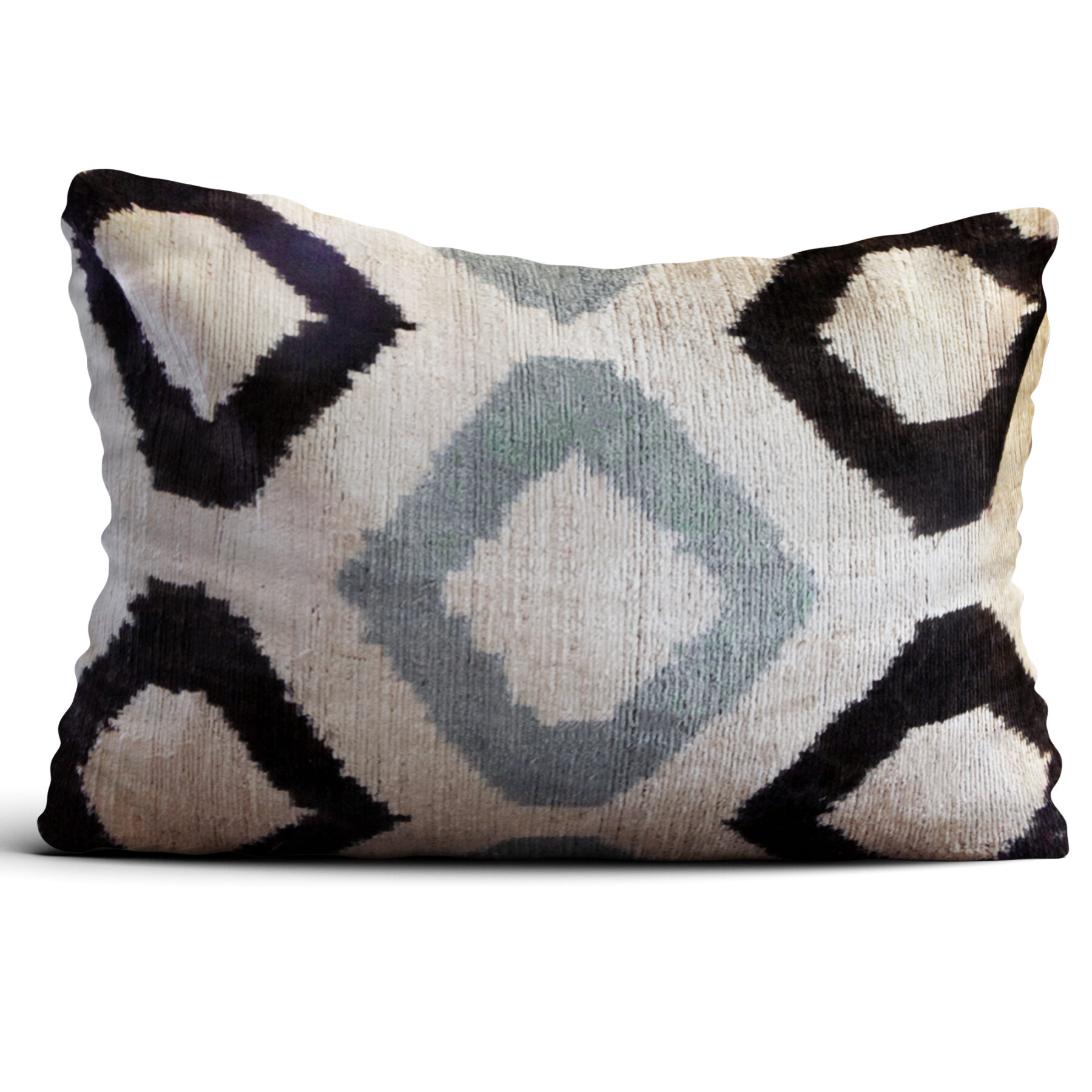 7372-silk-velvet-pillow