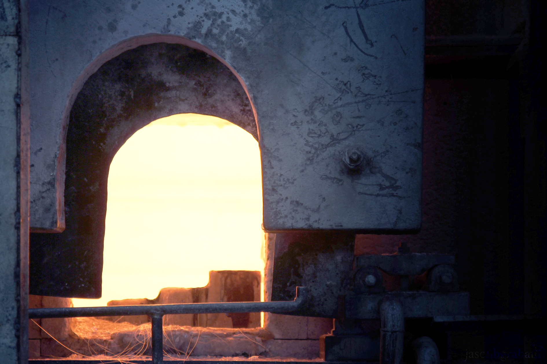 mouthblown-glass-2328