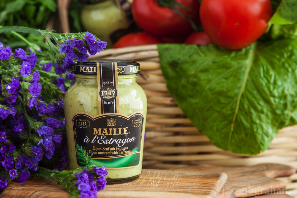 maille-estragon-with-flowers