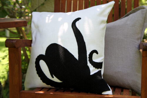 RH2-0002-SC-embroidered-pillow-1