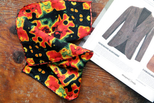 0008-printed-silk-pocket-square-magazine