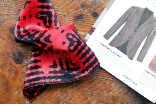 0009-printed-silk-pocket-square-magazine