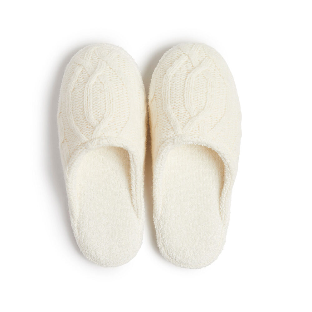 soho-house-cable-knit-slippers-ivory-square-0001