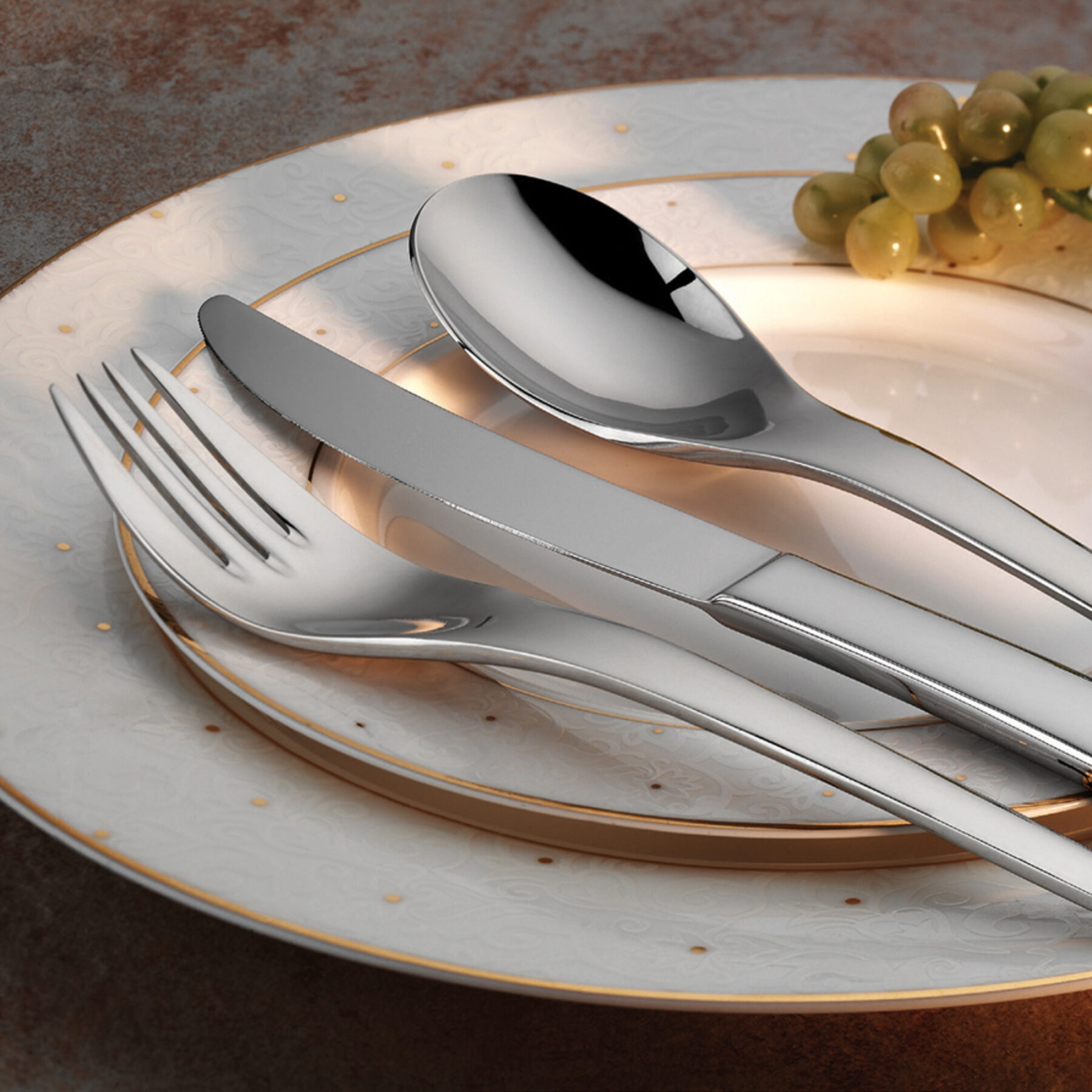 jazz-flatware-collection-lifestyle