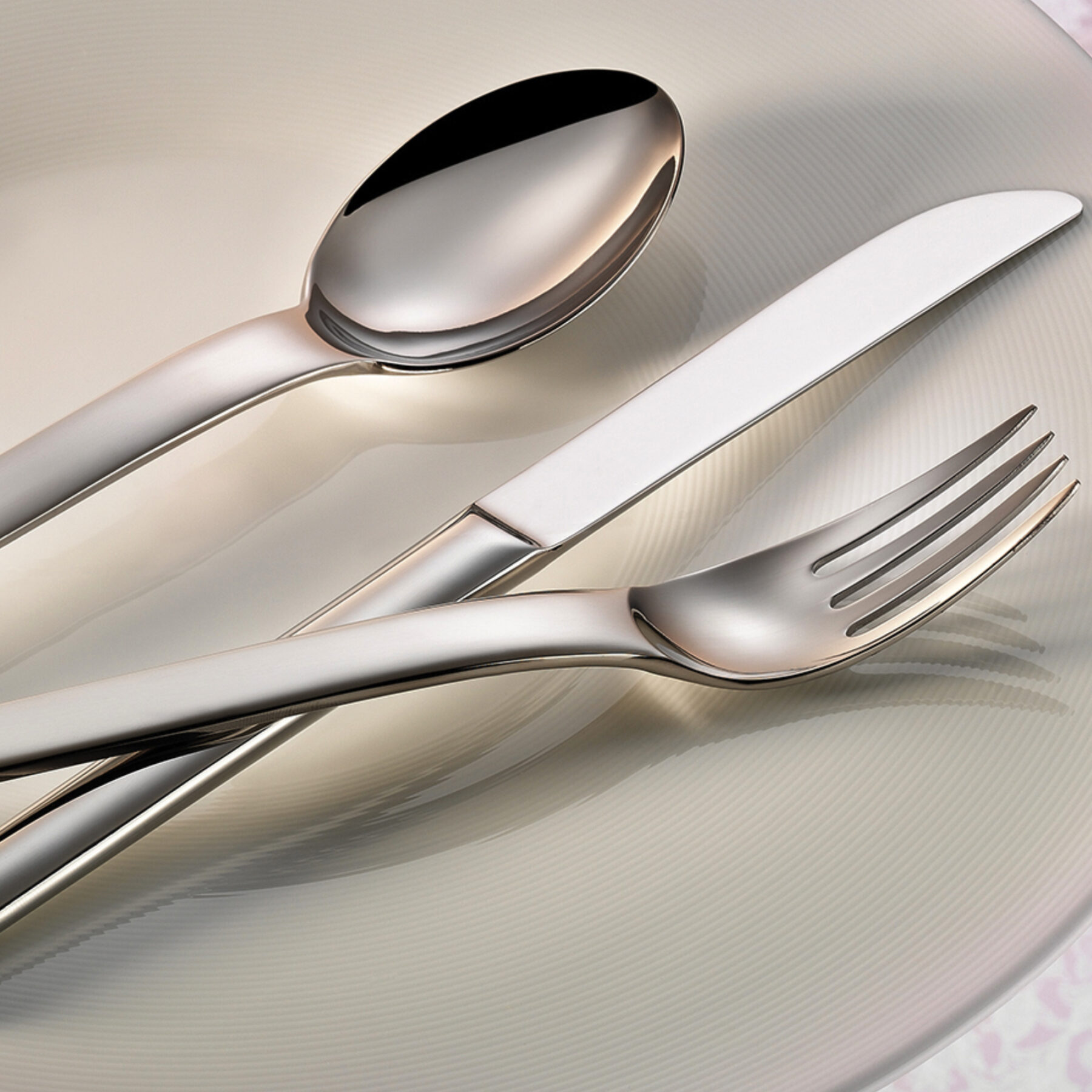 kazablanka-flatware-collection-lifestyle