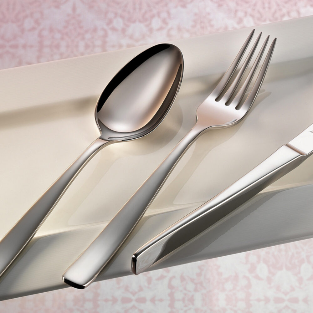 kent-flatware-collection-lifestyle