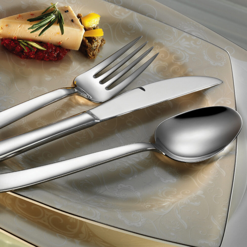 kristal-flatware-collection-lifestyle