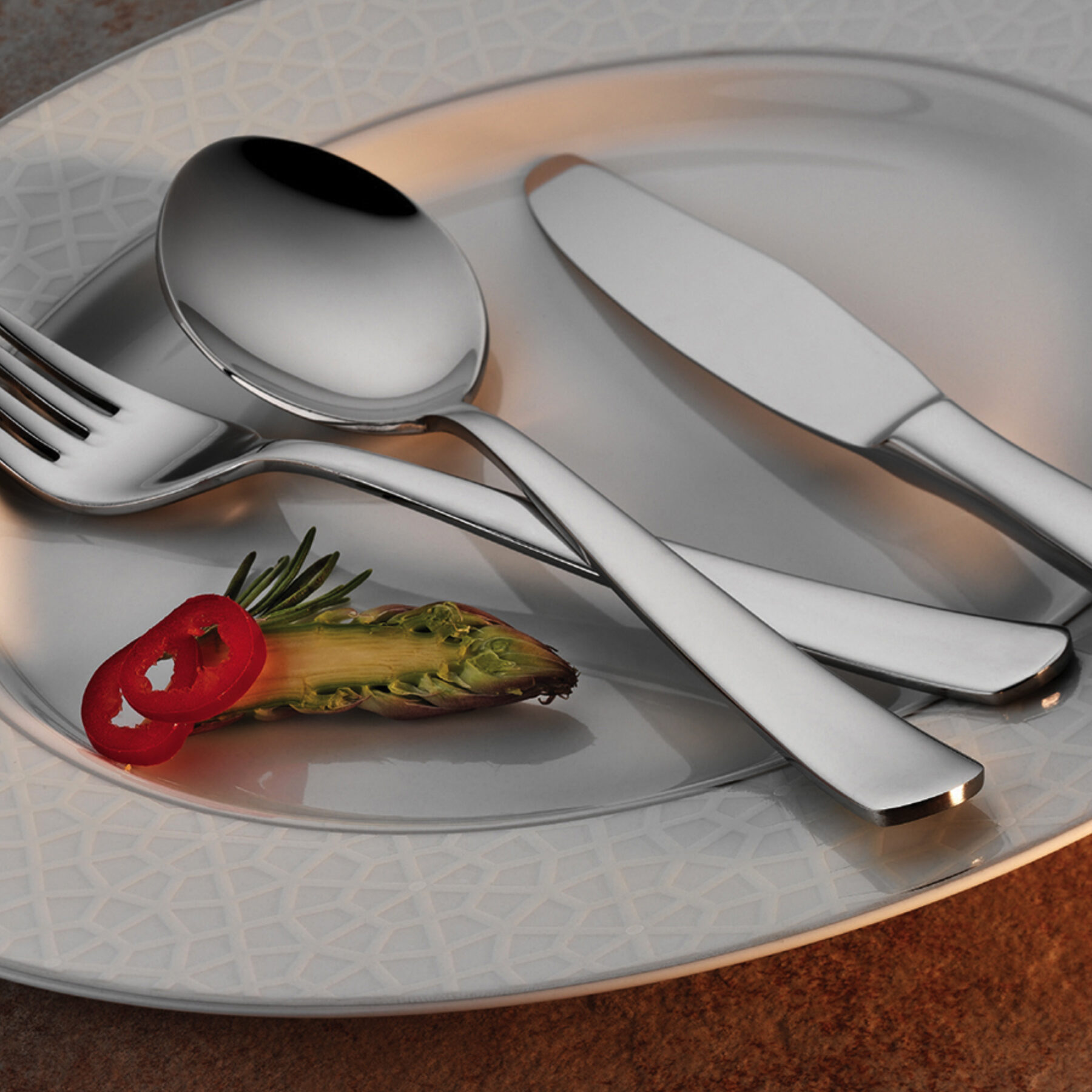 paris-flatware-collection-lifestyle