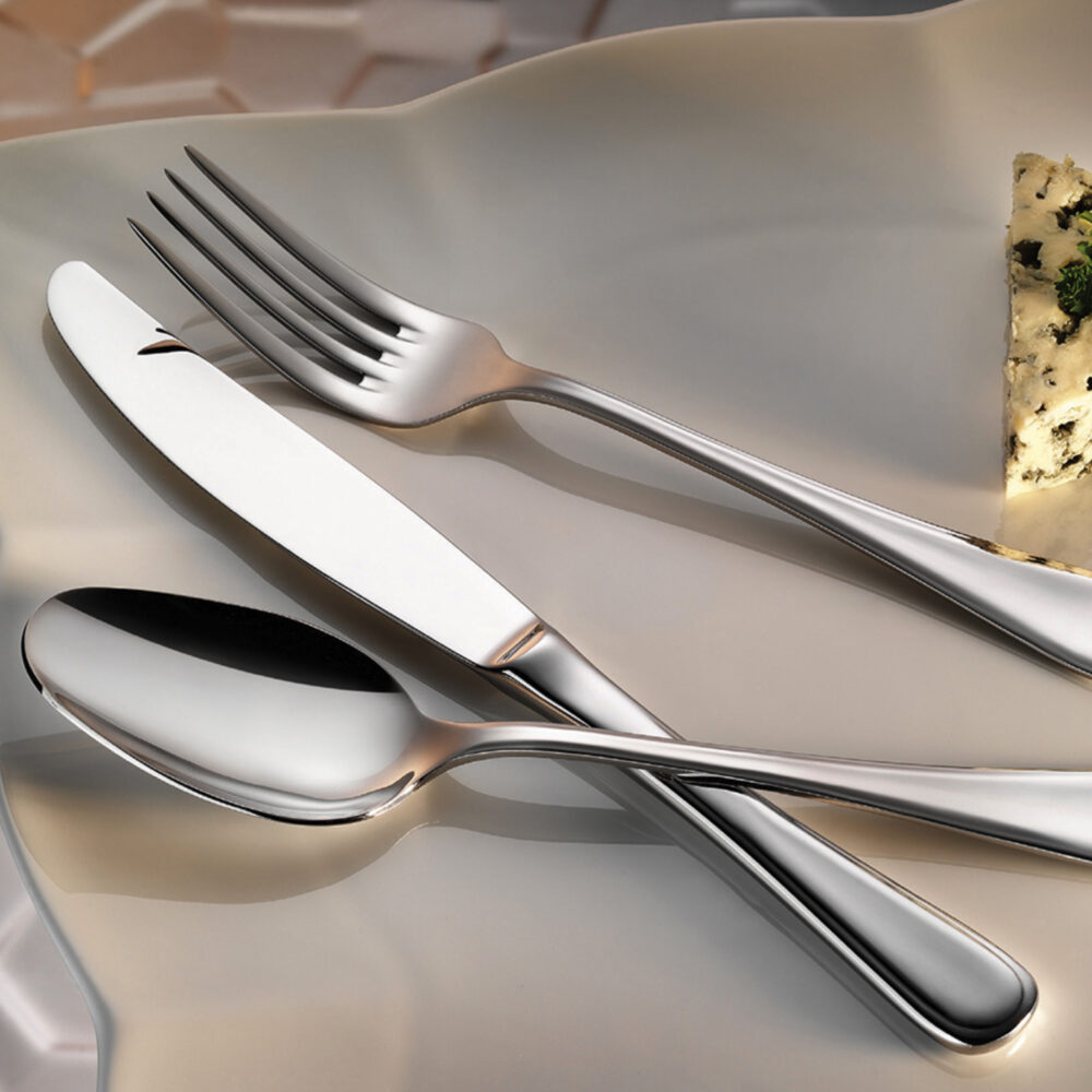 saray-flatware-collection-lifestyle