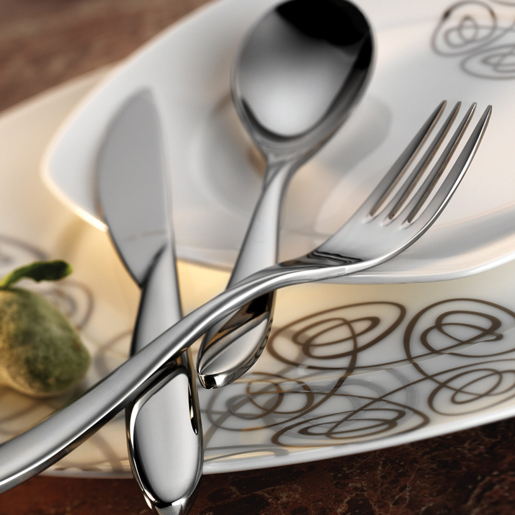 venus-flatware-collection-lifestyle