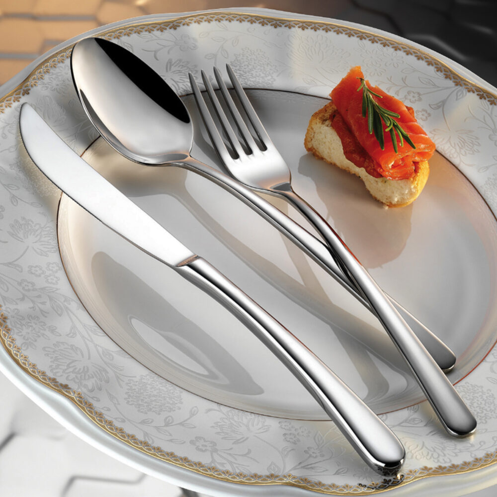 viole-s-flatware-collection-lifestyle
